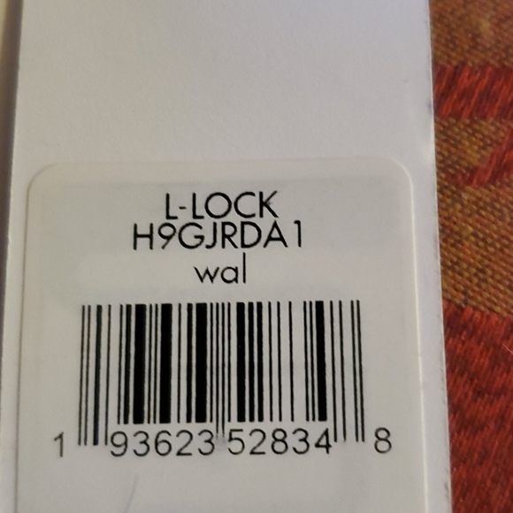 Calvin Klein Push Lock Statement  Bucket Crossbody - Picture 4 of 4